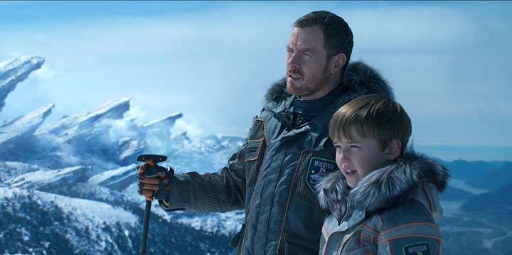 Lost-in-Space-Toby-Stephens-Max-Jenkins-Still1-720px